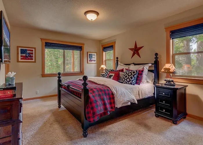 High Country Lodge By Tahoe Getaways - Tahoe Donner 4Br W Hot Tub, Air Conditioning, Ev, Hoa, Shuffleboard And Horse Shoe Pit