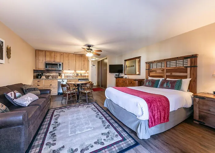 Charming Studio Deluxe W/Kitchen #215 At Donner Lake Village