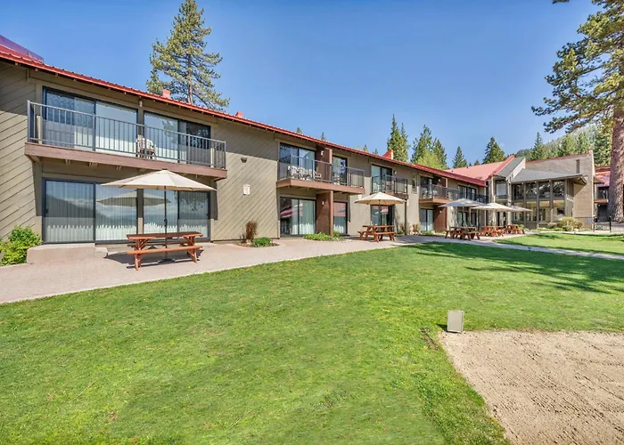 Spacious 1Br Condo W/ Lake View #136 At Donner Lake Village