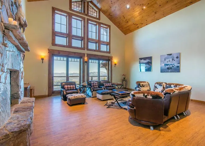 Skislope-Tahoe Villa
